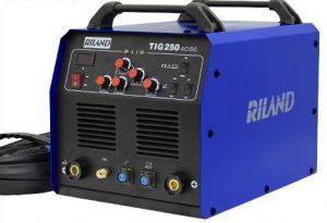 太陽光発電システムのキーワード　PVとは