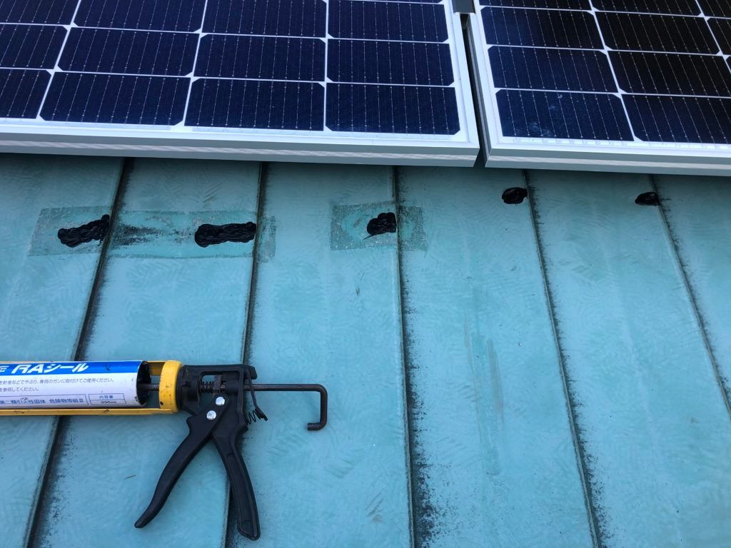 取手市　蓄電池　太陽光発電　業者　工事　自社施工　設置前の補修　屋根の雨漏り原因