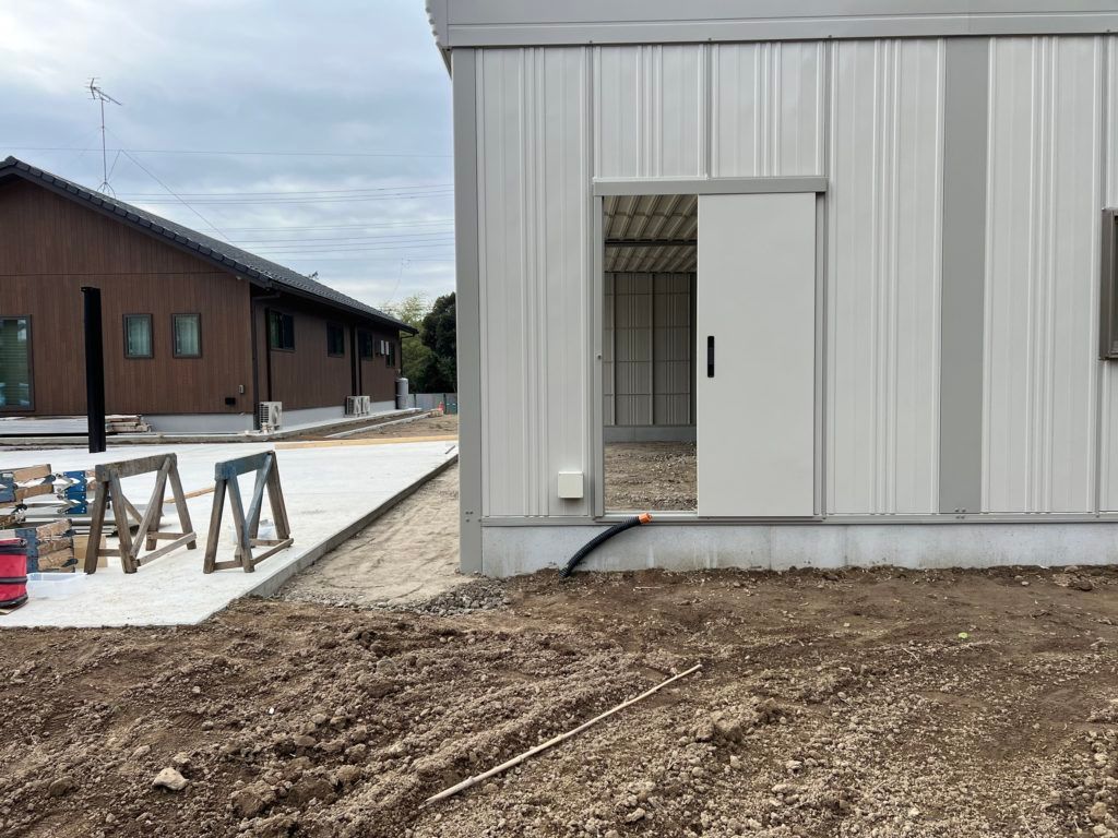 龍ヶ崎市　蓄電池　太陽光発電　工事　業者　自社施工　本日は電気工事！