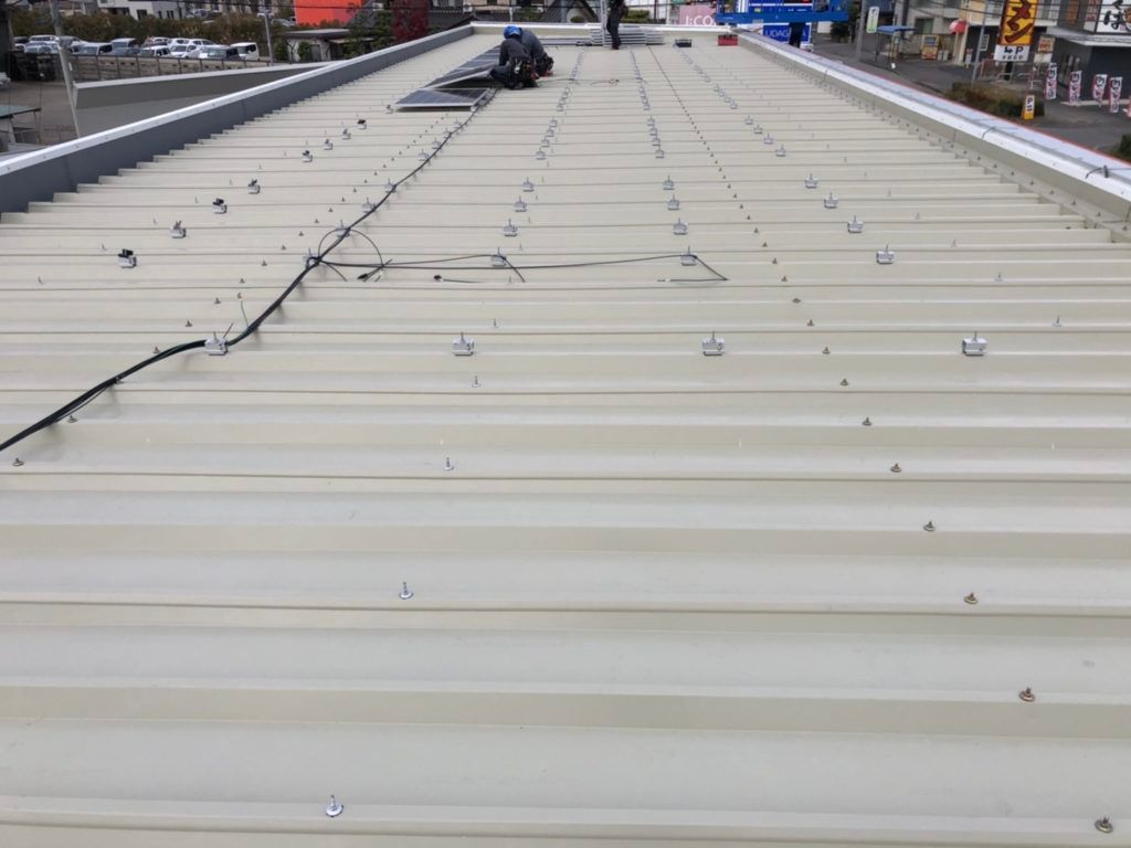 土浦市　蓄電池　太陽光発電　工事　業者　自社施工　商業施設太陽光発電システム設置工事開始しました！